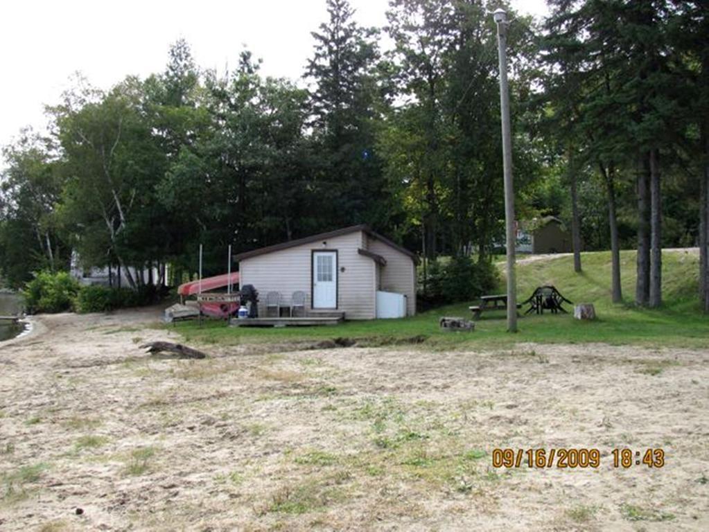 Marble Lake Lodge Cloyne Room photo