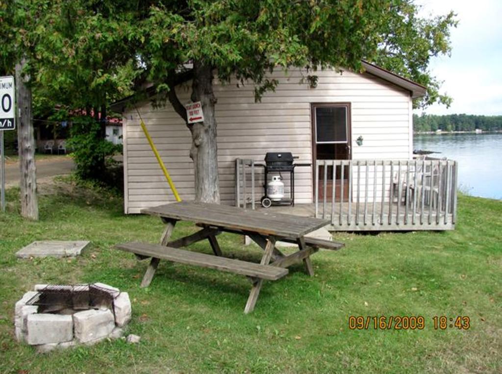 Marble Lake Lodge Cloyne Room photo